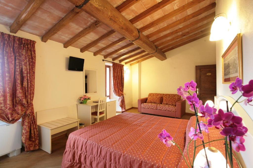 Hotel Villa San Michele Carmignano Exterior photo