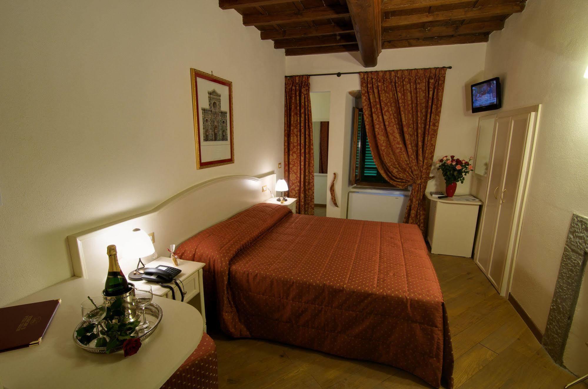 Hotel Villa San Michele Carmignano Exterior photo